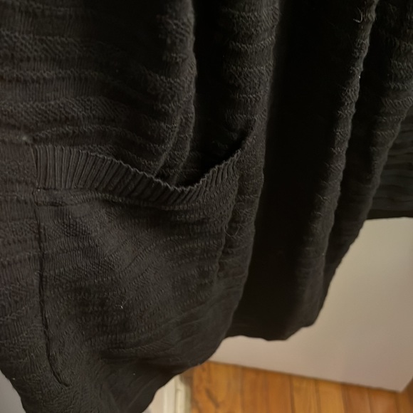 Isaac Mizrahi live short sleeve long cardigan in black size 2x - Picture 5 of 8